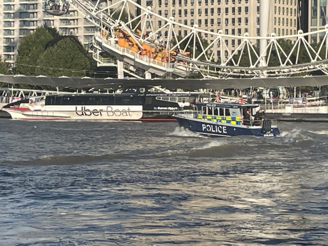 Police raid party boats over fears of 'vape spiking' during Fresher's week